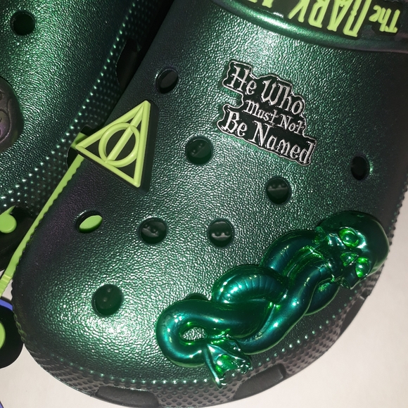 (New) Crocs Harry Potter Clogs (M11) (M12) - Picture 5 of 10